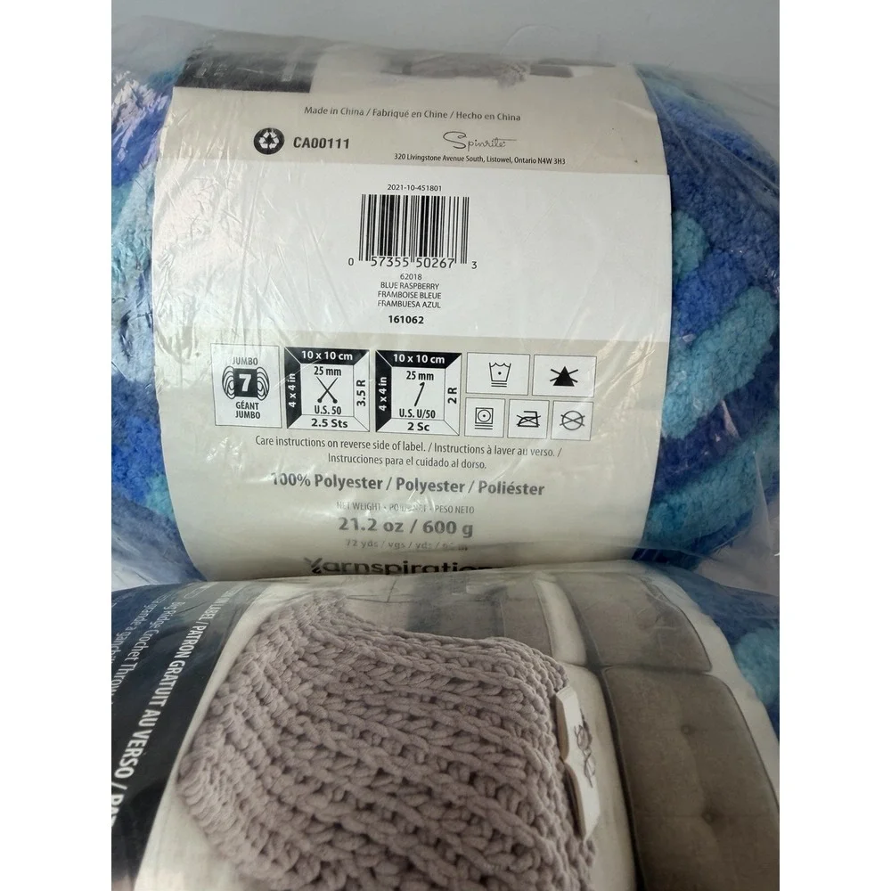 Bernat Big Blanket Yarnspirations Extra Thick Yarn 72 Yds Blue Raspberry Lot 2